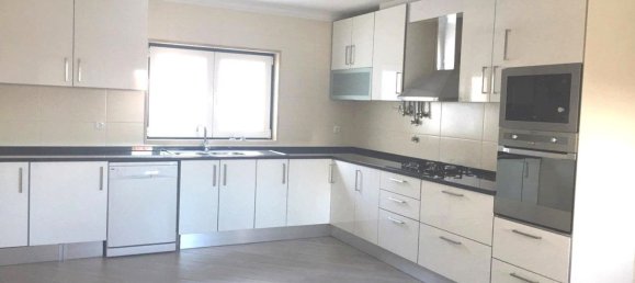 4 bedrooms House in Caldas da Rainha, Portugal No. 135090 12