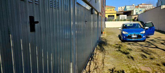 15m² Garage in Parma, Italy No. 257332 3