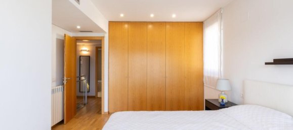 Villa de 4 dormitorios en València, Spain No. 167533 19