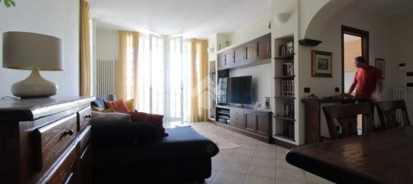 2غرفة شقة في Assago, Italy رقم 338125 10