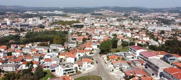 390m² Land in Trofa, Portugal No. 48055 15