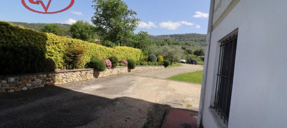 Villa de 6 divisões em Loro Ciuffenna, Italy N.º 232649 6