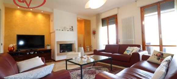 Villa de 6 divisões em Loro Ciuffenna, Italy N.º 232649 18