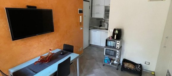 Квартира с 1 спальней в Удине, Италия № 363094 2