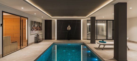 5 Schlafzimmer Villa in Malaga, Spain, Nr. 33632 3