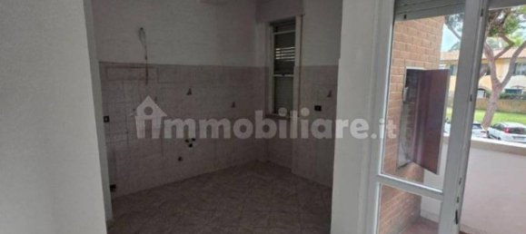 2 bedrooms Apartment in Livorno, Italy No. 352856 2