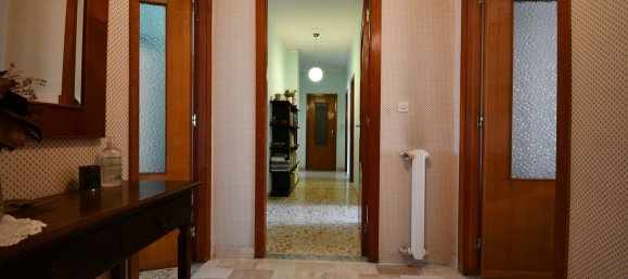 5 chambres Appartement à Cagliari, Italy No. 334484 4