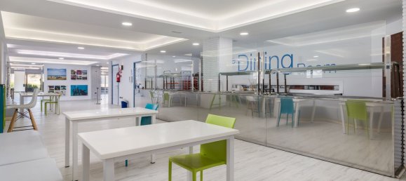 84 Schlafzimmer Hotel in Cadiz, Spain, Nr. 97729 16