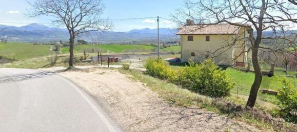 5 bedrooms House in Gubbio, Italy No. 353182 12