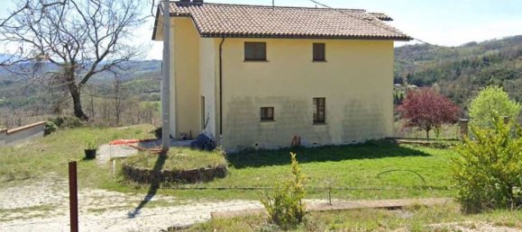 5 bedrooms House in Gubbio, Italy No. 353182 20