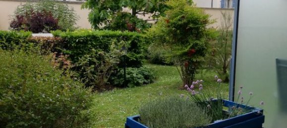 Studio in Rambouillet, France No. 327906 2