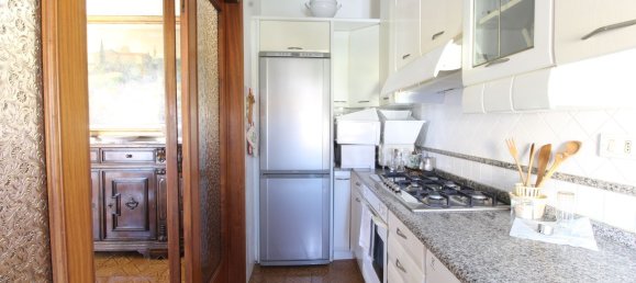 5 rooms Apartment in Vinci, Italy No. 289693 21