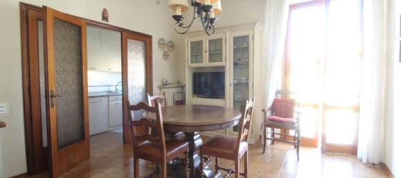5 rooms Apartment in Vinci, Italy No. 289693 20