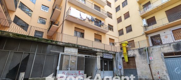 Gewerbliche Immobilie in Catanzaro, Italy 15m², Nr. 155848 26