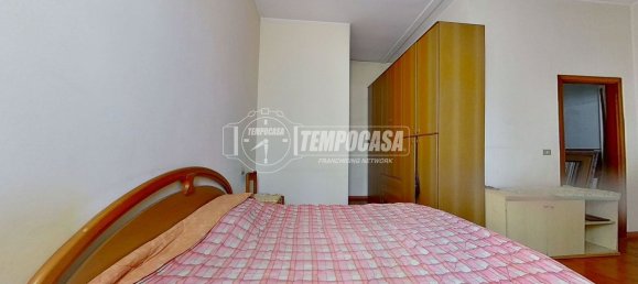 2غرفة منزل ذو طابقين في Seveso, Italy رقم 299308 16