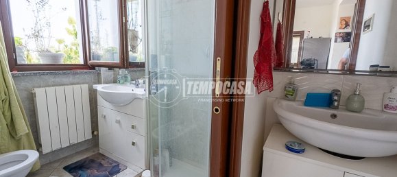 2 Schlafzimmer Wohnung in Cadeo, Italy, Nr. 328690 16