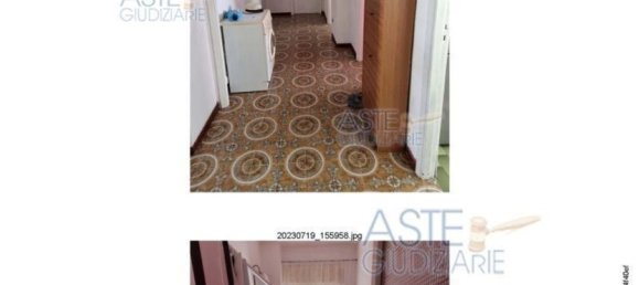 4 bedrooms Apartment in Ancona, Italy No. 331327 12