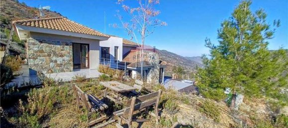 5 bedrooms Villa in Kalopanayiotis, Cyprus No. 17065 7