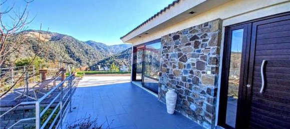 5 bedrooms Villa in Kalopanayiotis, Cyprus No. 17065 8