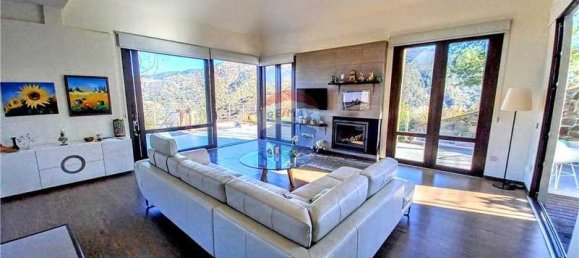 5 bedrooms Villa in Kalopanayiotis, Cyprus No. 17065 13