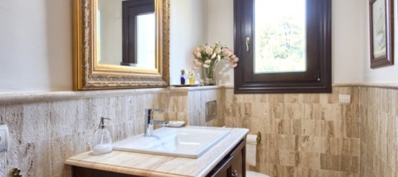 5 bedrooms Villa in Malaga, Spain No. 102943 59