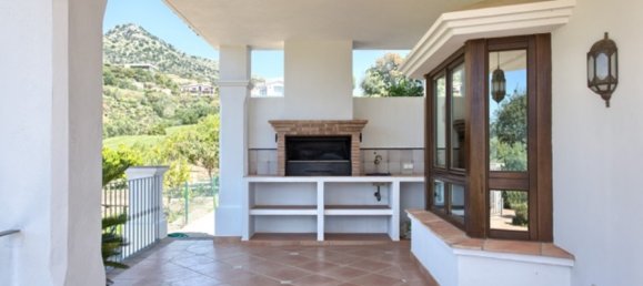 5 bedrooms Villa in Malaga, Spain No. 102943 80