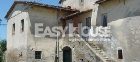 13 rooms House in Terranuova Bracciolini, Italy No. 67077 10