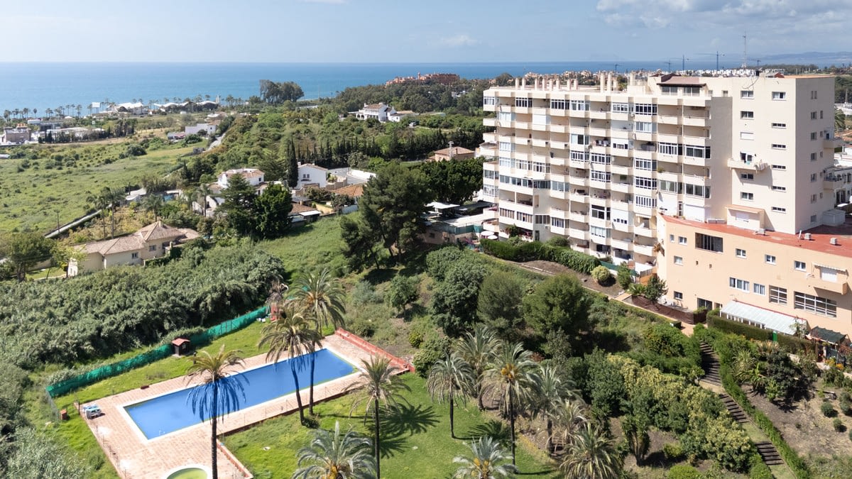 1 bedroom Penthouse in Estepona, Spain No. 58055