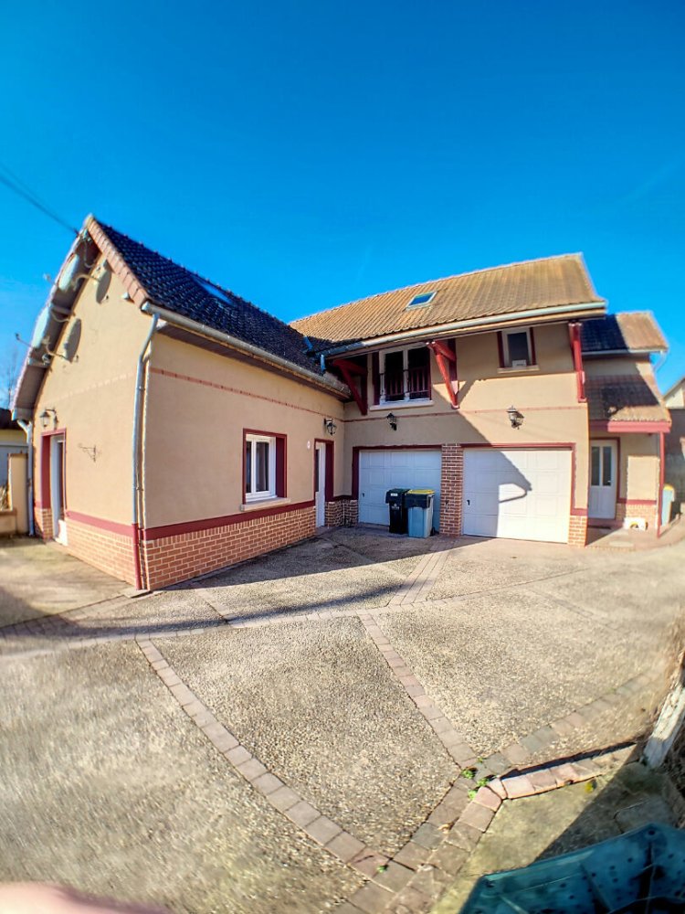 5 غرف نوم بناية في Canaples, France رقم 76526