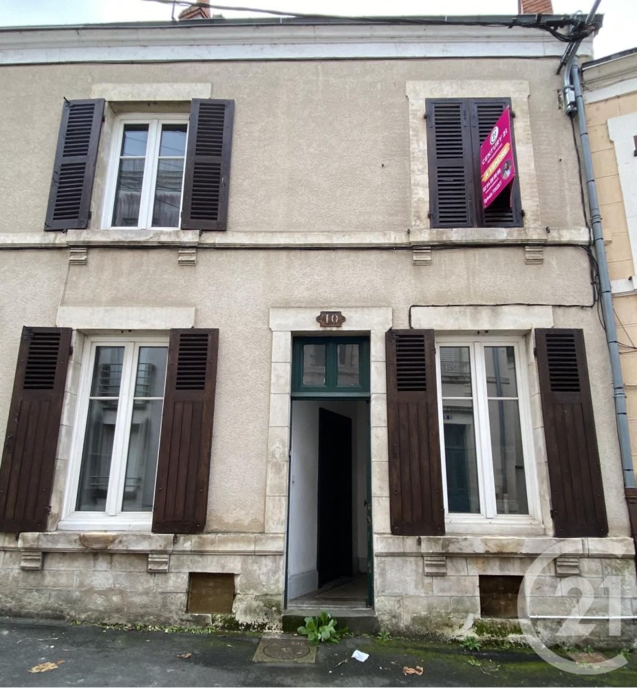 3 bedrooms House in Chateauroux, France No. 254758