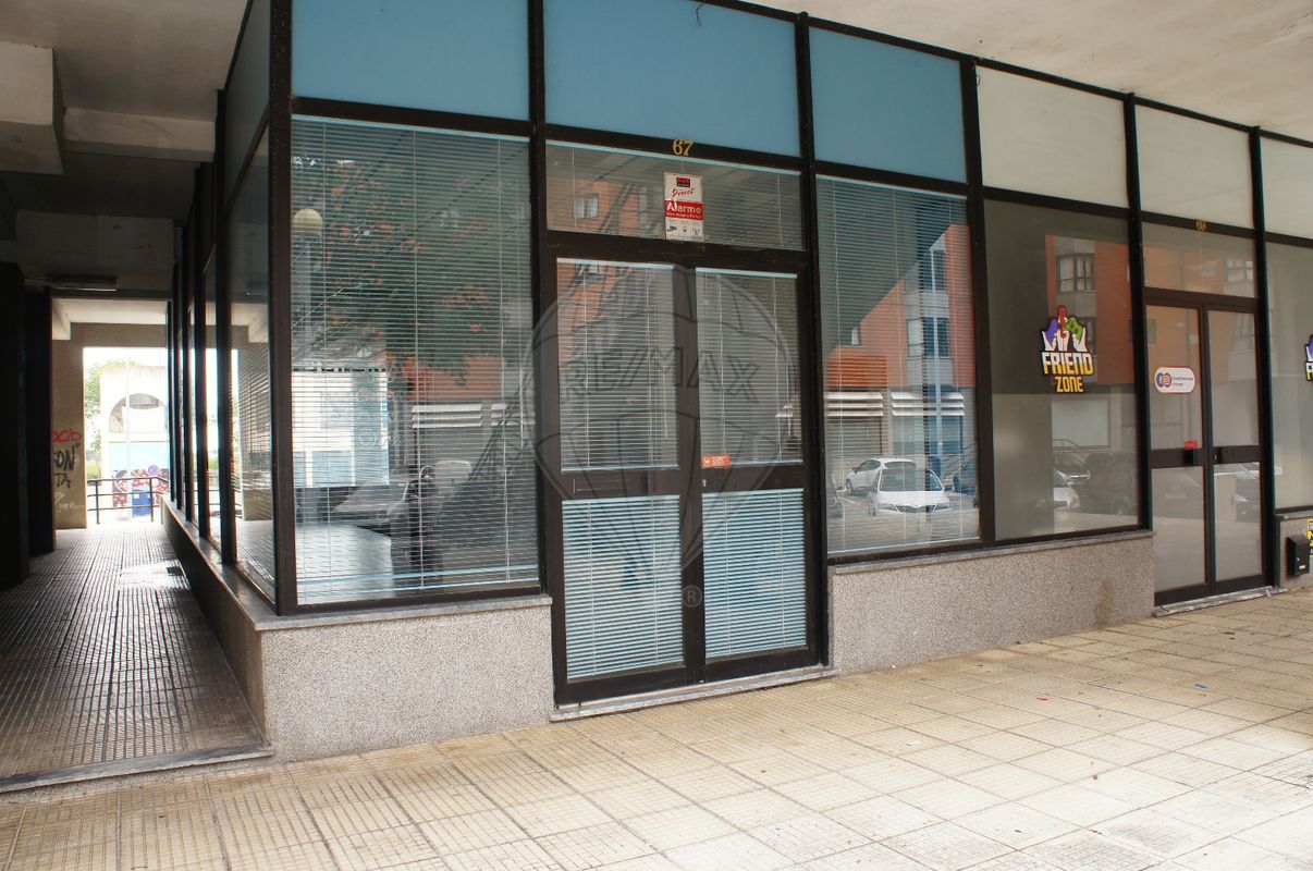 Propiedad comercial en Aveiro, Portugal 90 m² No. 75664