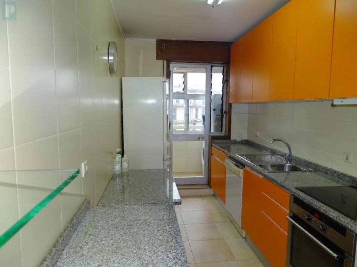 3 Schlafzimmer Wohnung in Porto, Portugal, Nr. 4277