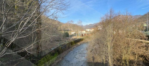 5 rooms House in Altissimo, Italy No. 19244 6