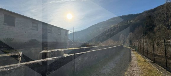 5 rooms House in Altissimo, Italy No. 19244 4