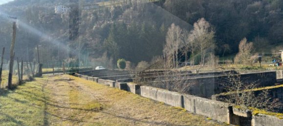 5 rooms House in Altissimo, Italy No. 19244 2