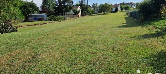 939m² Land in Marnay, France No. 80187 7