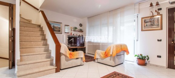 4-Zimmer Villa in Limbiate, Italy, Nr. 181968 17