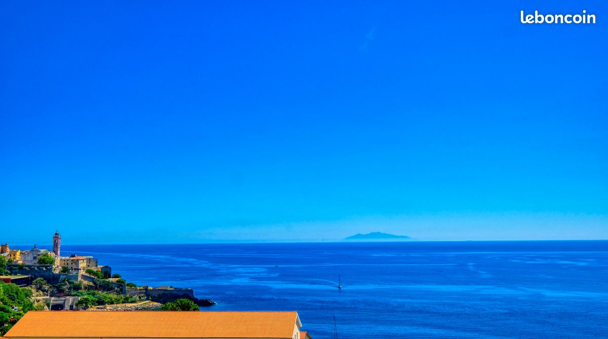 Duplex T4 em Bastia, France N.º 256330