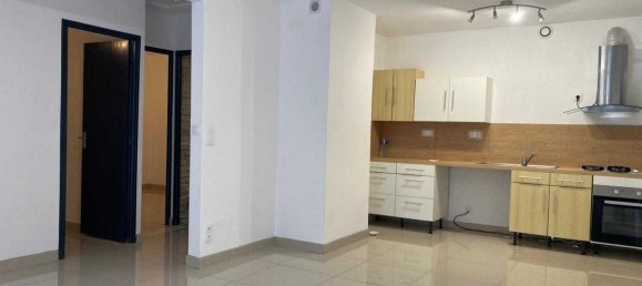 2 bedrooms Villa in Violes, France No. 195914 6