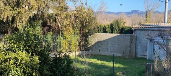 2 bedrooms Villa in Violes, France No. 195914 3