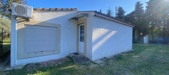 2 bedrooms Villa in Violes, France No. 195914 5