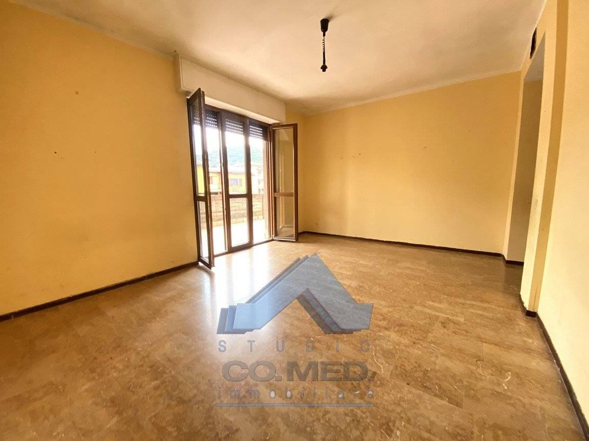 Apartamento T2 em Albano Sant'Alessandro, Italy N.º 323437