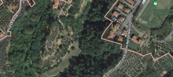 5 rooms Apartment in Castelfranco Piandiscò, Italy No. 190011 4