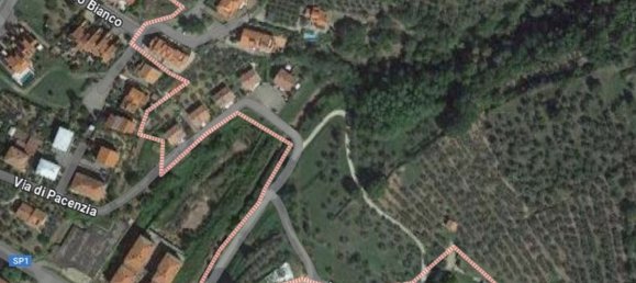 5 rooms Apartment in Castelfranco Piandiscò, Italy No. 190011 8