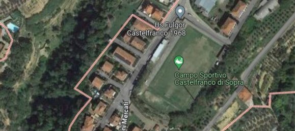 5 rooms Apartment in Castelfranco Piandiscò, Italy No. 190011 9