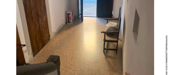 5 rooms Apartment in Castelfranco Piandiscò, Italy No. 190011 2