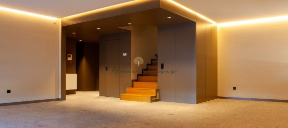 Дуплекс с 4 спальнями в Порту, Португалия № 117589 3