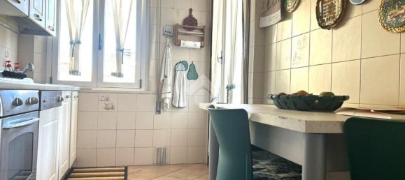 4 bedrooms Apartment in Rimini, Italy No. 332370 9