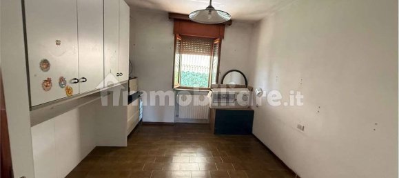 6 bedrooms Villa in Suno, Italy No. 259808 21