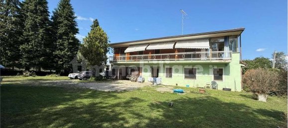 6 bedrooms Villa in Suno, Italy No. 259808 31